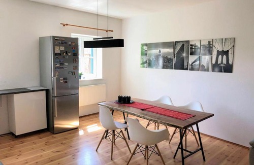 Loipersdorf bei Fuerstenfeld Apartment | Idyllic Appartements in a Picturesque Vierkanthof Retreat
