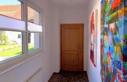 Loipersdorf bei Fuerstenfeld Apartment | Idyllic Appartements in a Picturesque Vierkanthof Retreat