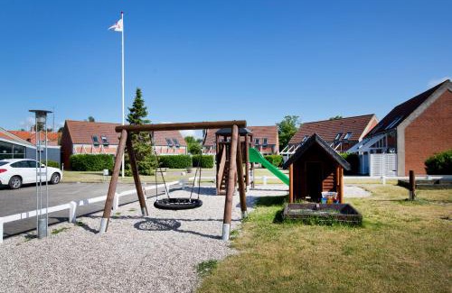 Kalvehave Apartment | Discover Feriecentret Østersø Færgegård: 4-Star Oceanfront Escape