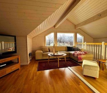 Skaidi House | Spacious Feriehus with Ten Beds in Family-Friendly Skaidi