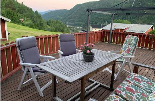 Nore og Uvdal House | Scenic Holiday Home with Fjord and Mountain Views