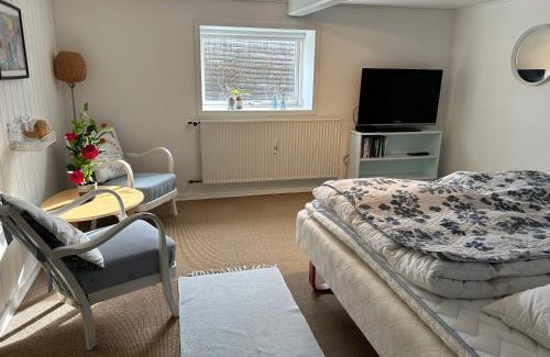 Syddjurs Kommune Bed & Breakfast | Discover Ebeltoft: Family-Friendly B&B with Ocean View