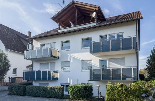 Schnetzenhausen Apartment | Family-Friendly Ferien am See 8 with Pet Accommodations