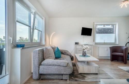 Schnetzenhausen Apartment | Family-Friendly Ferien am See 8 with Pet Accommodations