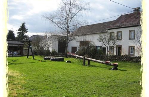 Preischeid House | Experience Family-Friendly Stays at Ferien auf dem Bermeshof