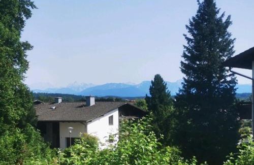 Traunreut Apartment | Family-Friendly Getaway at Ferien bei Fuchs - Rated 10/10