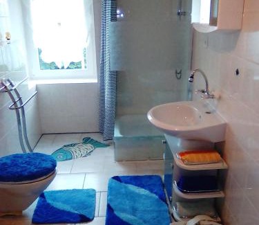 Priestewitz Apartment | Family-Friendly Ferien-Gästewohnung with High Ratings