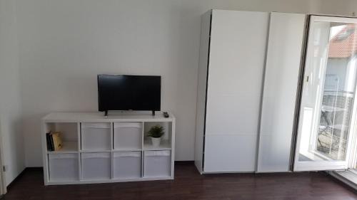Renningen Apartment | Modern Apartment with Wi-Fi & Parking Near City Center
