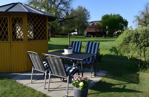 Langenargen Apartment | Family-Friendly Ferien- und Obsthof Dillmann with 9/10 Rating