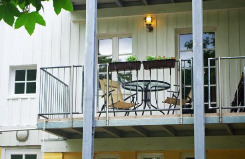 Neckargemuend Apartment | Pet-Friendly Ferien-Wohnung am Menzer-Park for Families