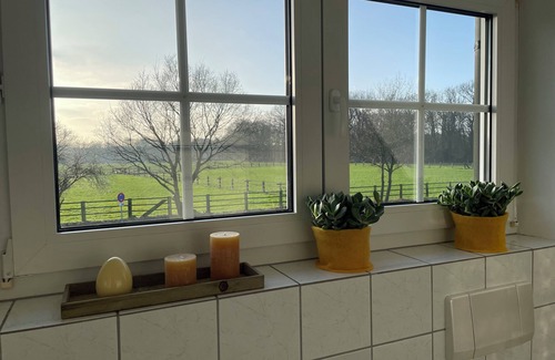 Sythen Apartment | Cozy Ferienhaus Inge: Ideal for Families with Kitchen Access