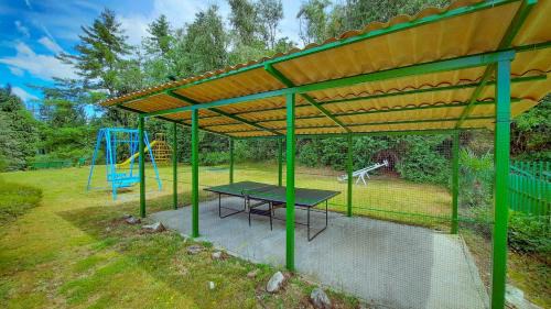 Euroville Apartment | Pet-Friendly Residence Euroville with Pool & Child Amenities