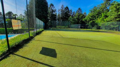 Euroville Apartment | Pet-Friendly Residence Euroville with Pool & Child Amenities