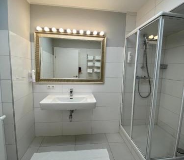 Voecklabruck Apartment | Pet-Friendly Ferienapartement Liebling with Pool Access
