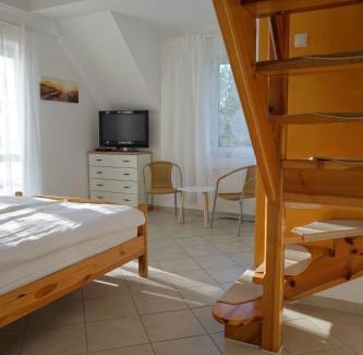 Karwienskie Bloto Drugie Hotel | Oceanfront Ferienappartement Teresa: Guest Rated 9/10
