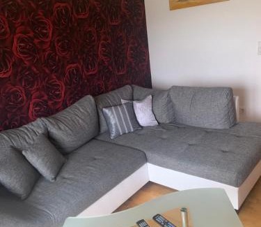 Pliezhausen Apartment | Family-Friendly Ferienappartment with 9/10 Guest Rating