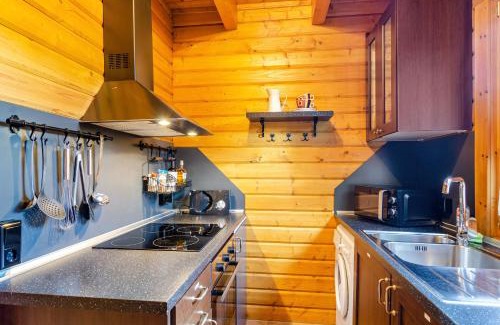 Leibertingen House | Explore Ferienblockhaus Glocker - Family-Friendly Retreat