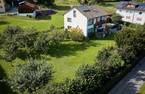Lindberg Apartment | Idyllic Retreat with Large Garden and BBQ Area