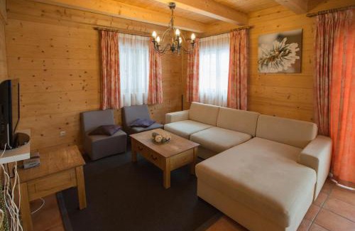 Frantschach-Sankt Gertraud Ski Chalet | Feriendorf Koralpe Chalet Almrausch