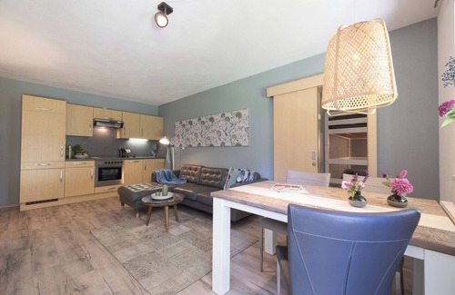 Fieberbrunn Apartment | Cozy Enzian Retreat: Perfect for Family Getaways