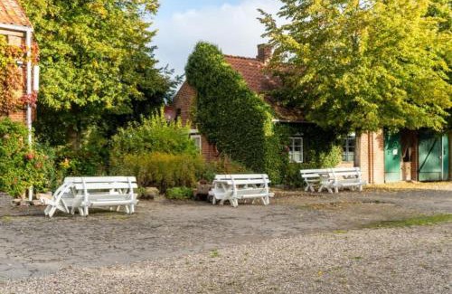 Gohl Apartment | Family-Friendly Retreat at FerienGut Gaarz - Stellmacherei 27