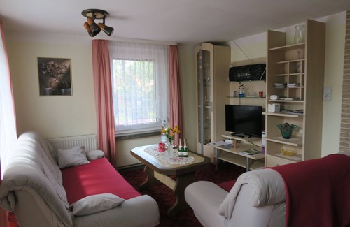 Beeskow House | Cozy Ferienhäuschen Kobylecki with Ocean View & Family-Friendly