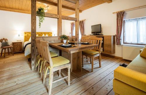 Rain House | Relax at Ferienhäuschen Millinghof with Hot Tub & Pet Friendly