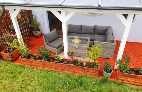 Mucheln Apartment | Oceanfront Ferienhäuser Geiseltal: Pet-Friendly Retreat