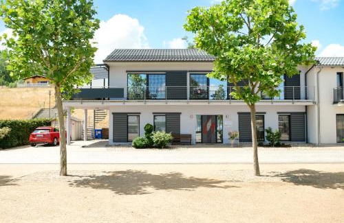 Mucheln Apartment | Oceanfront Ferienhäuser Geiseltal: Pet-Friendly Retreat