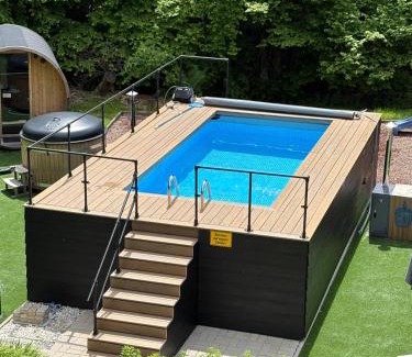 Arnoldstein House | Experience Ferienhäuser Glück Auf: Spa, Sauna & Hot Tubs