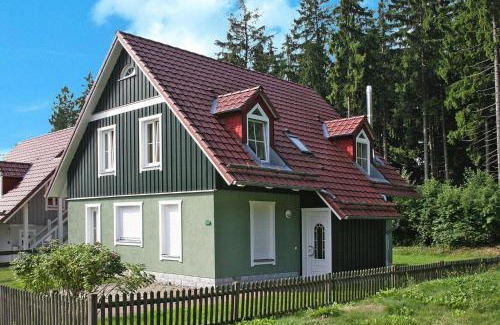 Tanne House | Inviting Cottages in Fir Park with Hot Tub & Pet Friendly