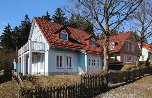 Tanne House | Inviting Cottages in Fir Park with Hot Tub & Pet Friendly