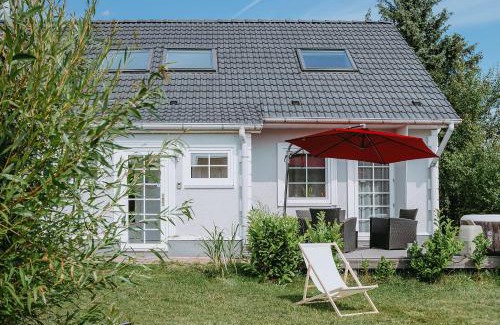 Luetow House | Relax in Usedom: House Diego 9 with Hot Tub & Sauna