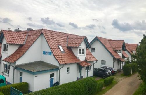 Insel Poel Apartment | Oceanfront Ferienhäuser Liethmann Haus with 9.2/10 Rating