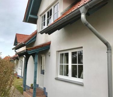 Insel Poel Apartment | Oceanfront Ferienhäuser Liethmann Haus with 9.2/10 Rating