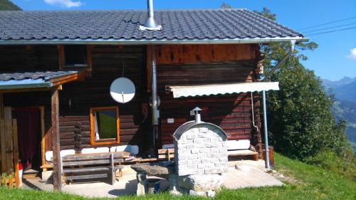 Hippach House | Top-Rated Ferienhütte Georg: Pet-Friendly Family Retreat