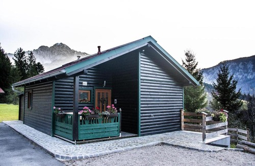 Spital am Pyhrn House | Idyllic Ferienhütte Sonnreith: Child-Friendly Getaway