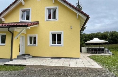 Allersdorf House | Welcoming Ferienhaus Murtal: Pet-Friendly Retreat Awaits