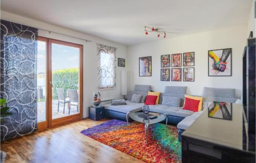 Rauchwart House | Scenic Lakeview Retreat - Family-Friendly Getaway Awaits