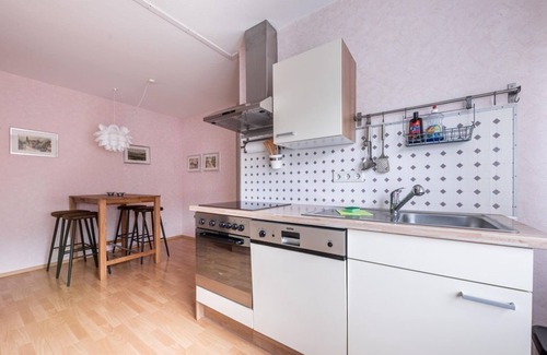 Dillendorf House | Cozy Ferienhaus Hunsrückliebe with Ocean View and Kitchen