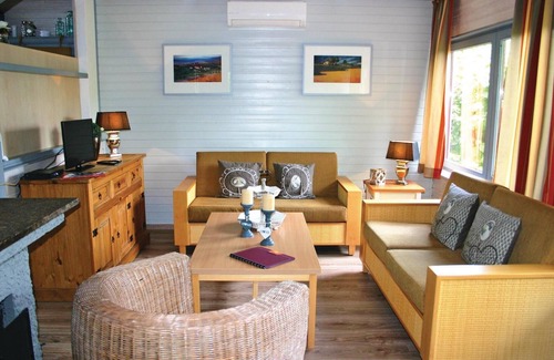 Seepark Kirchheim House | Family-Friendly 3 Bedroom Stay in Kirchheim with Spa