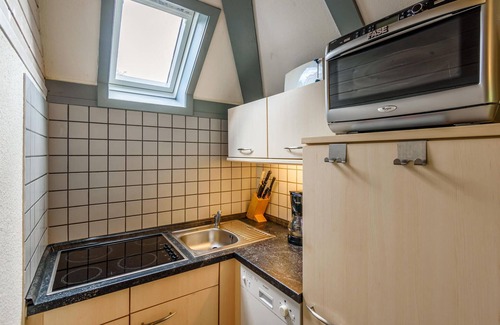 Seepark Kirchheim House | Cozy 3 Bedroom Retreat in Kirchheim/Hessen with Spa