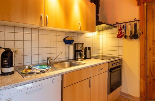 Neuenkirchen Apartment | Delightful Ferienhaus 2D with Ocean Views and Spa Access