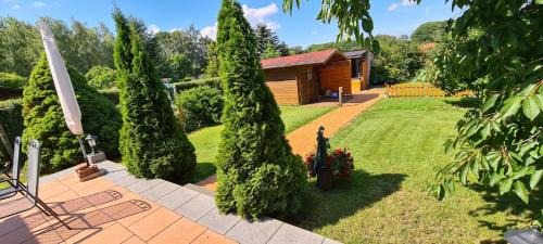 Mittenwalde Apartment | Inviting Ferienhaus am Birkenwaeldchen by Motzener See