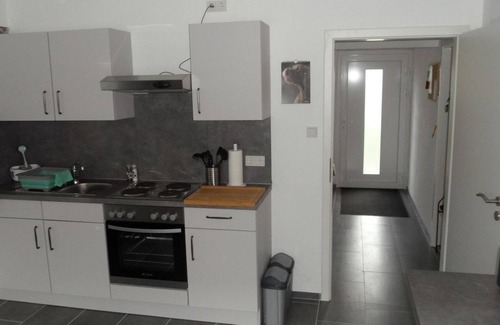 Bad Kreuznach District Apartment | Discover Ferienhaus am Felsen: Ocean View & Family Friendly
