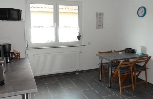 Bad Kreuznach District Apartment | Discover Ferienhaus am Felsen: Ocean View & Family Friendly