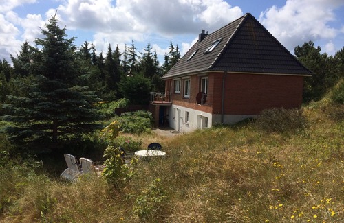Wittduen House | Oceanfront Retreat at Ferienhaus am Kniep - Guest Rated 9.4