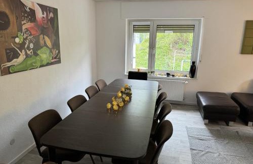 Ortsmitte House | Exceptional Ferienhaus am Südwall: Pet & Child Friendly Retreat