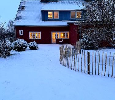 Neuendorf Apartment | Pet-Friendly Ferienhaus am Saaler Bodden: Rated 9.3/10!