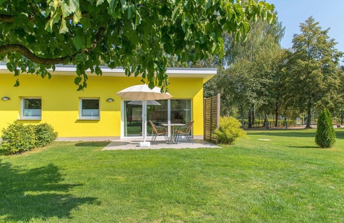 Joachimsthal House | Cozy Getaway at Ferienhaus am See 2227 - Bungis Am Grimnitzsee